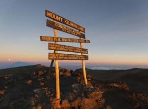 Uhuru kilimanjaro trekking